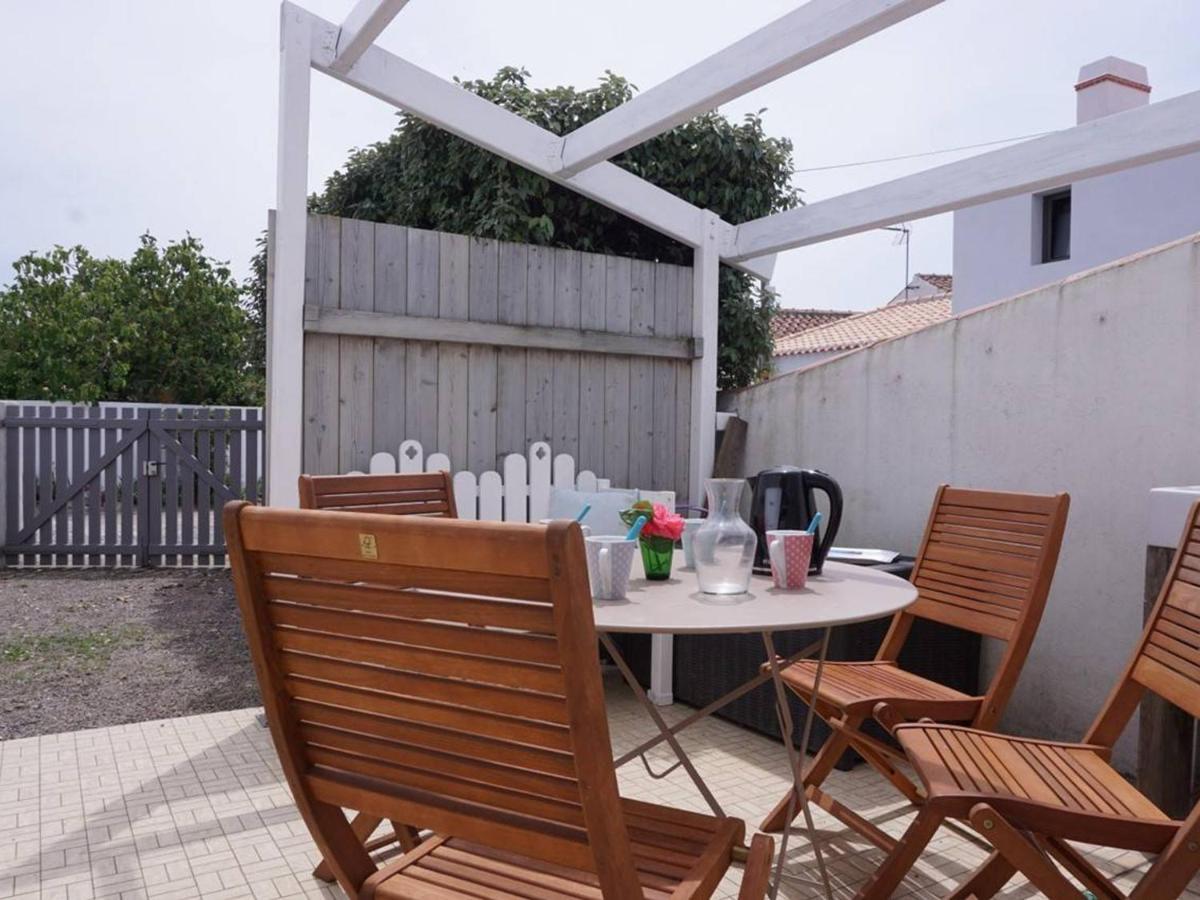 Maison De Plain-Pied Avec Cour, Proche Plage Et Commerces - 4 Couchages, Noirmoutier-En-L'Ile - Fr-1-224B-675 外观 照片
